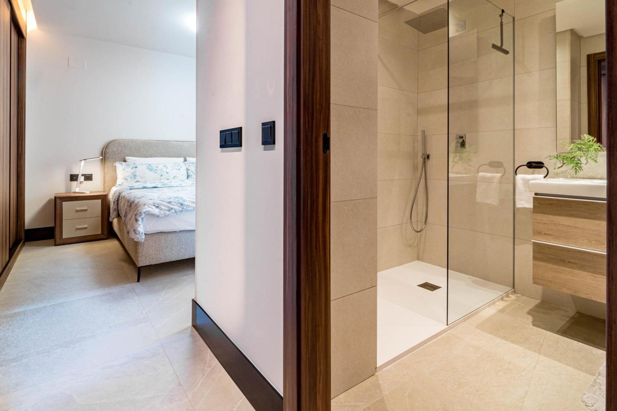 Apartment Ml2b1- Stunning In Marbella