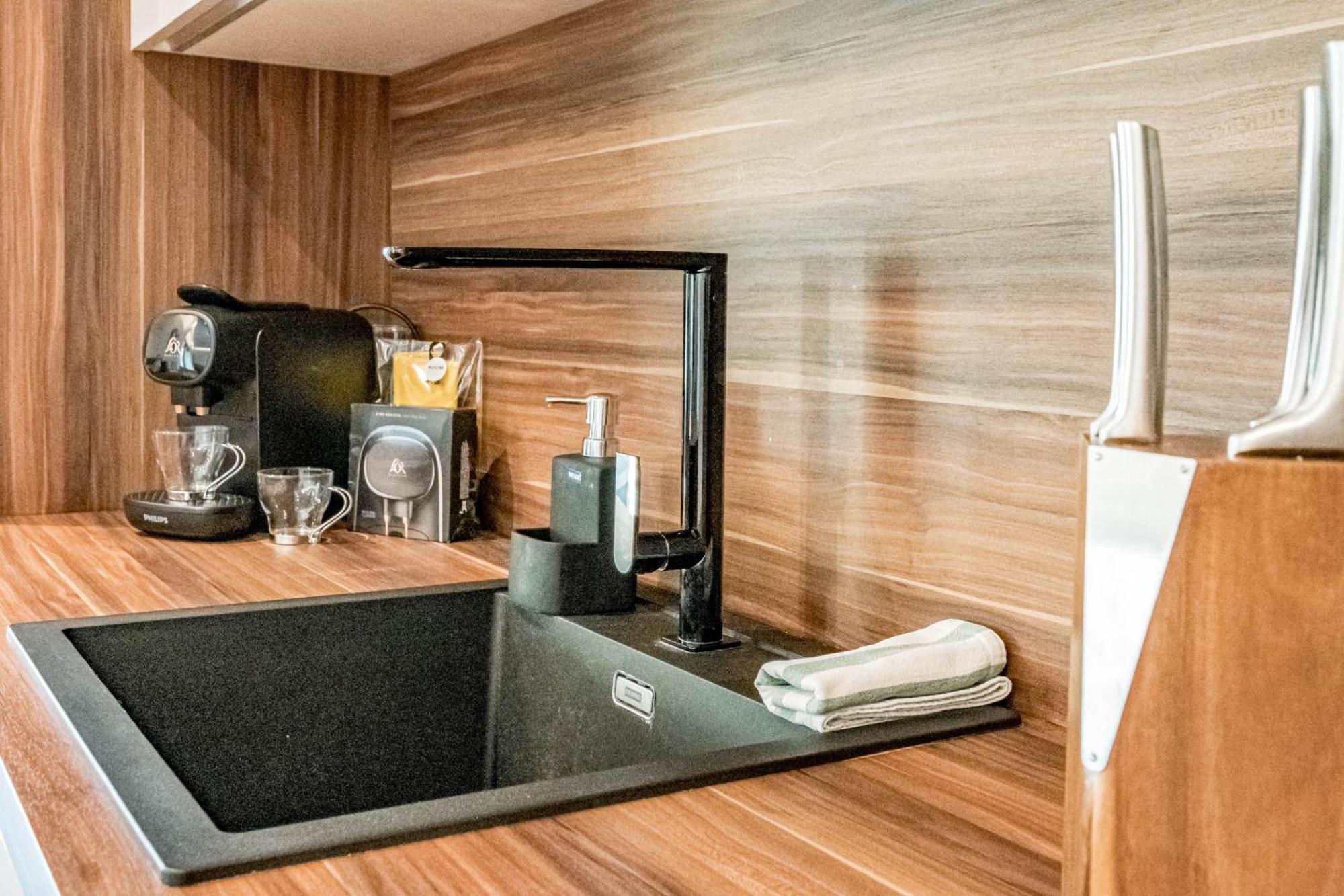 Ml2b1- Stunning In Apartment *